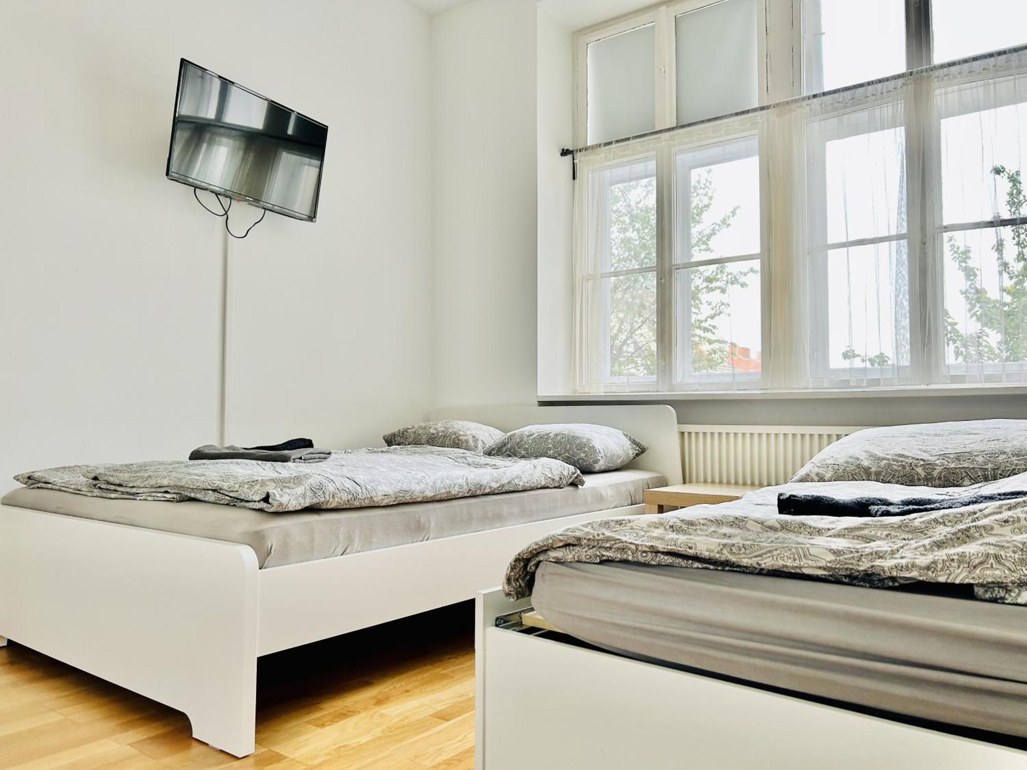 Cosy One Bedroom - 15 Min To Center Apartment *